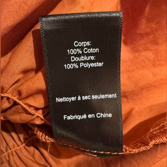 ASTR the label Rust Smocked Puff Sleeve Top. Size XS. NWT - Picture 8 of 8